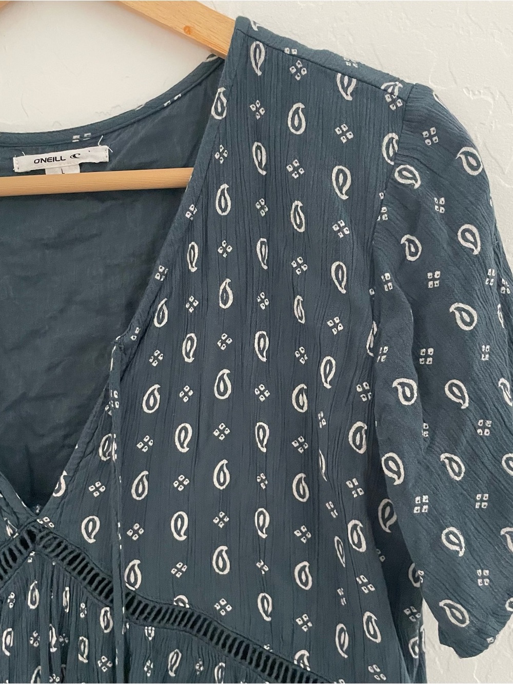 O’Neill nana mini gauzy dress size large - Picture 3 of 8